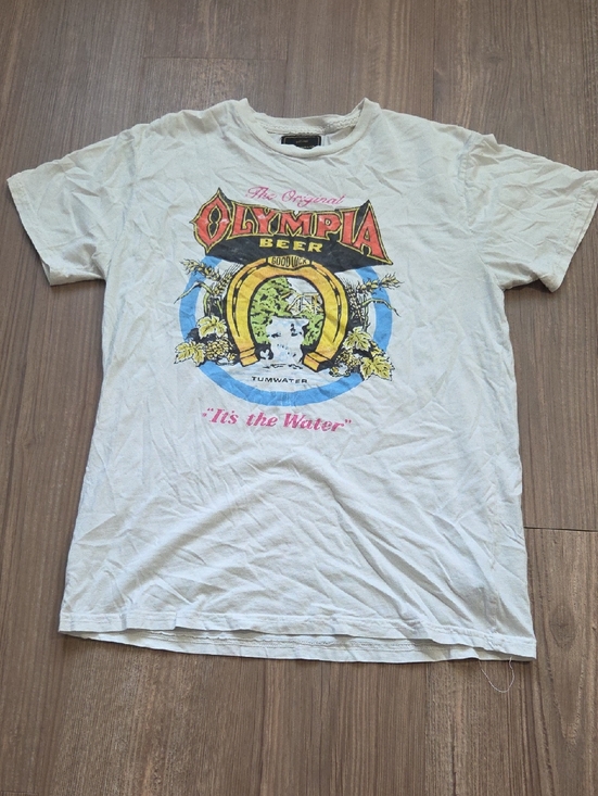 Retrobrand Tops - Retrobrand Olympia Graphic Tee